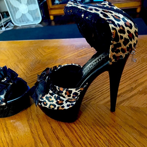 Stripper height nose bleed up here 6 in. - Picture 1 of 8